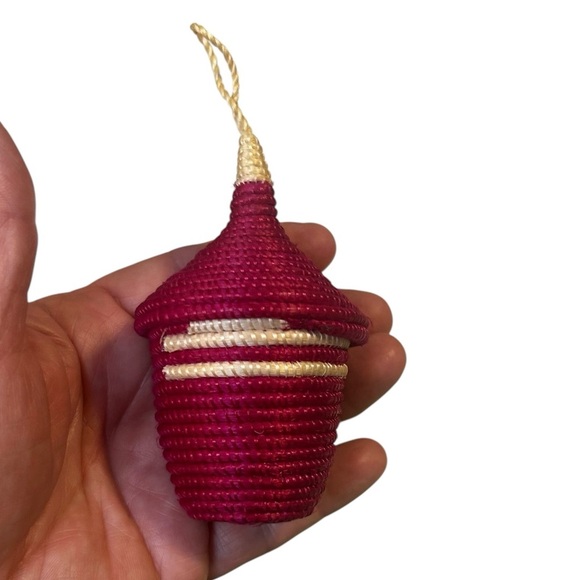 Rwanda Small Tutsi basket - Picture 2 of 5